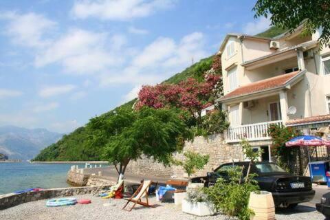 Apartmani Vesna Τίβατ Εξωτερικό φωτογραφία