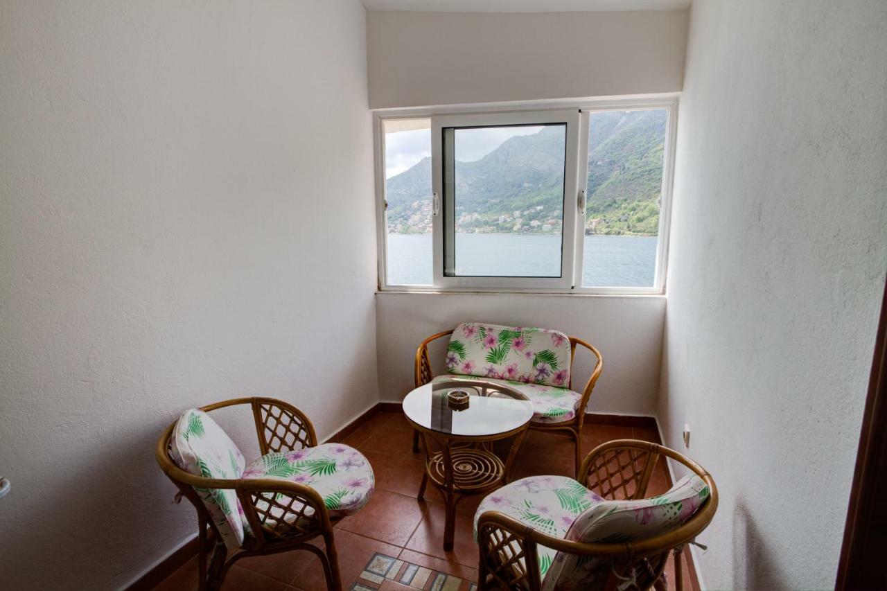 Apartmani Vesna Τίβατ Εξωτερικό φωτογραφία
