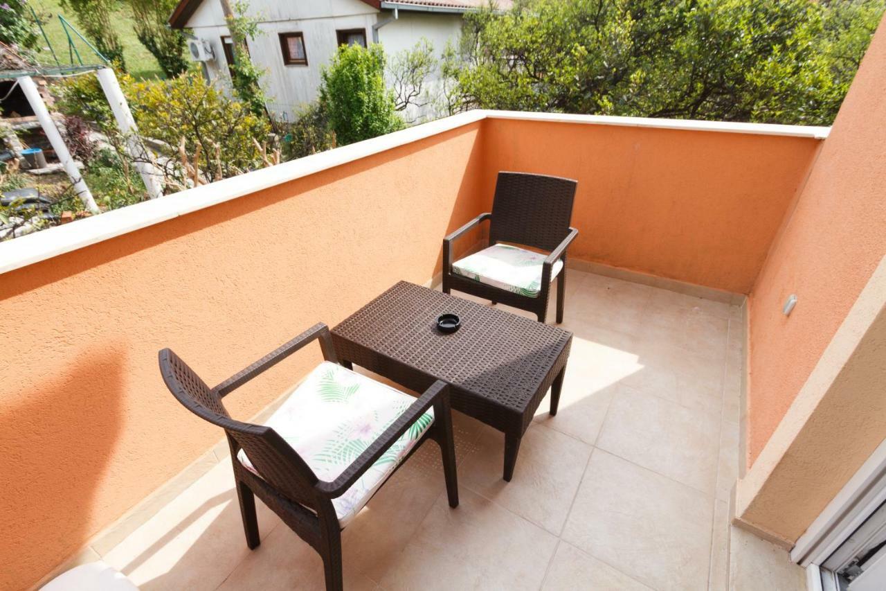 Apartmani Vesna Τίβατ Εξωτερικό φωτογραφία