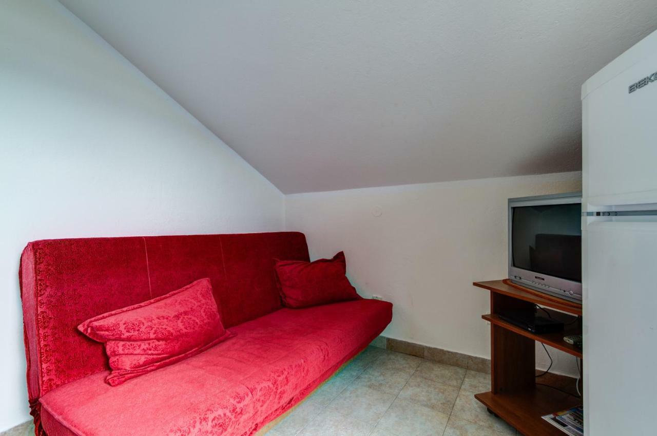 Apartmani Vesna Τίβατ Εξωτερικό φωτογραφία